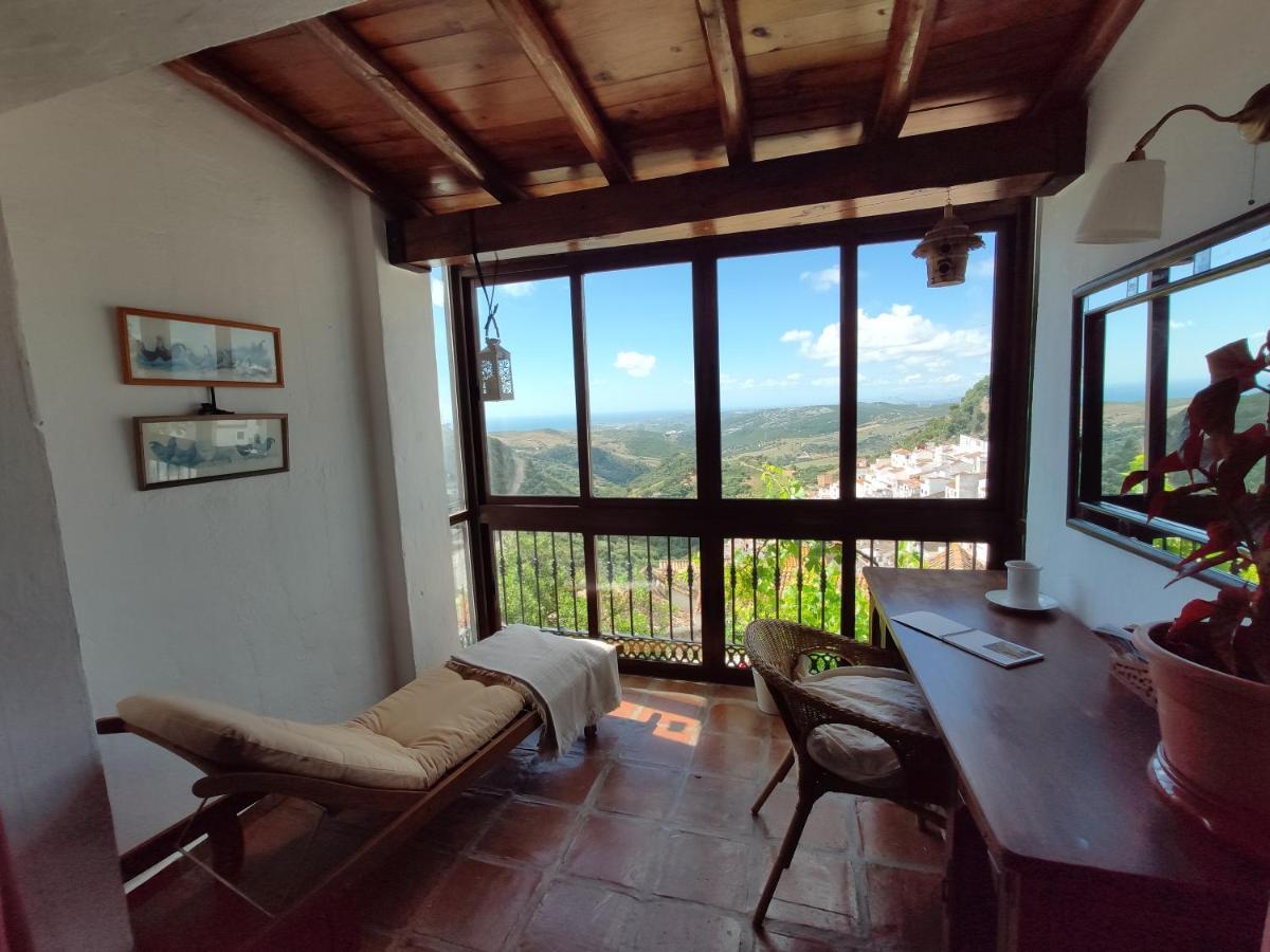El Hogar De Lucia Villa Касарес Екстериор снимка