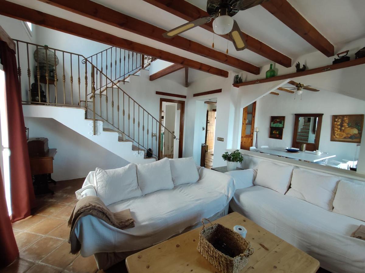 El Hogar De Lucia Villa Касарес Екстериор снимка