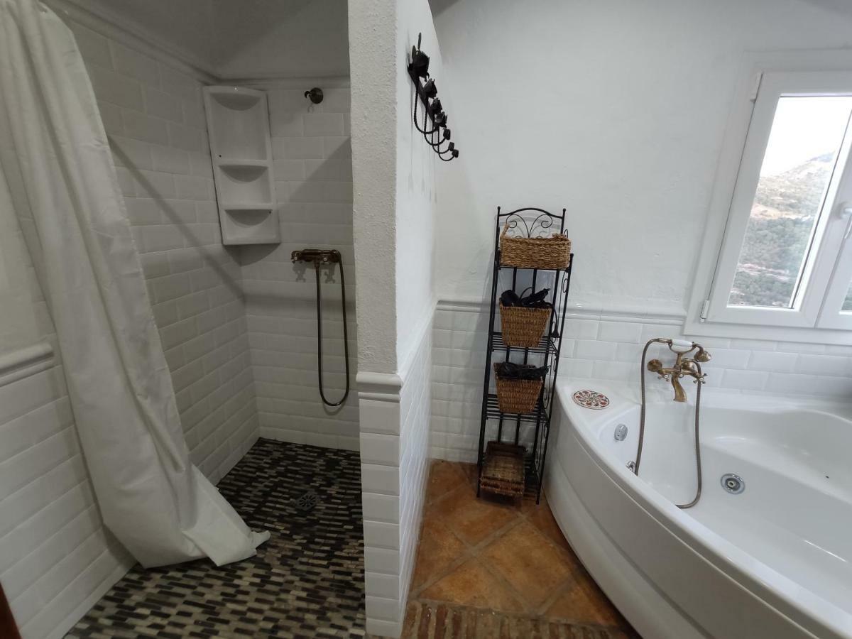El Hogar De Lucia Villa Касарес Екстериор снимка